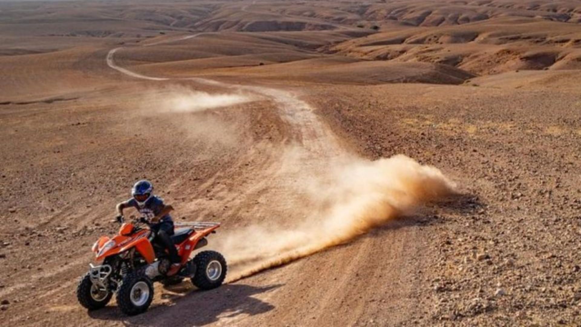 Agafay Desert Delights: Quad Biking, Camel Riding & Moroccan Dinner Show