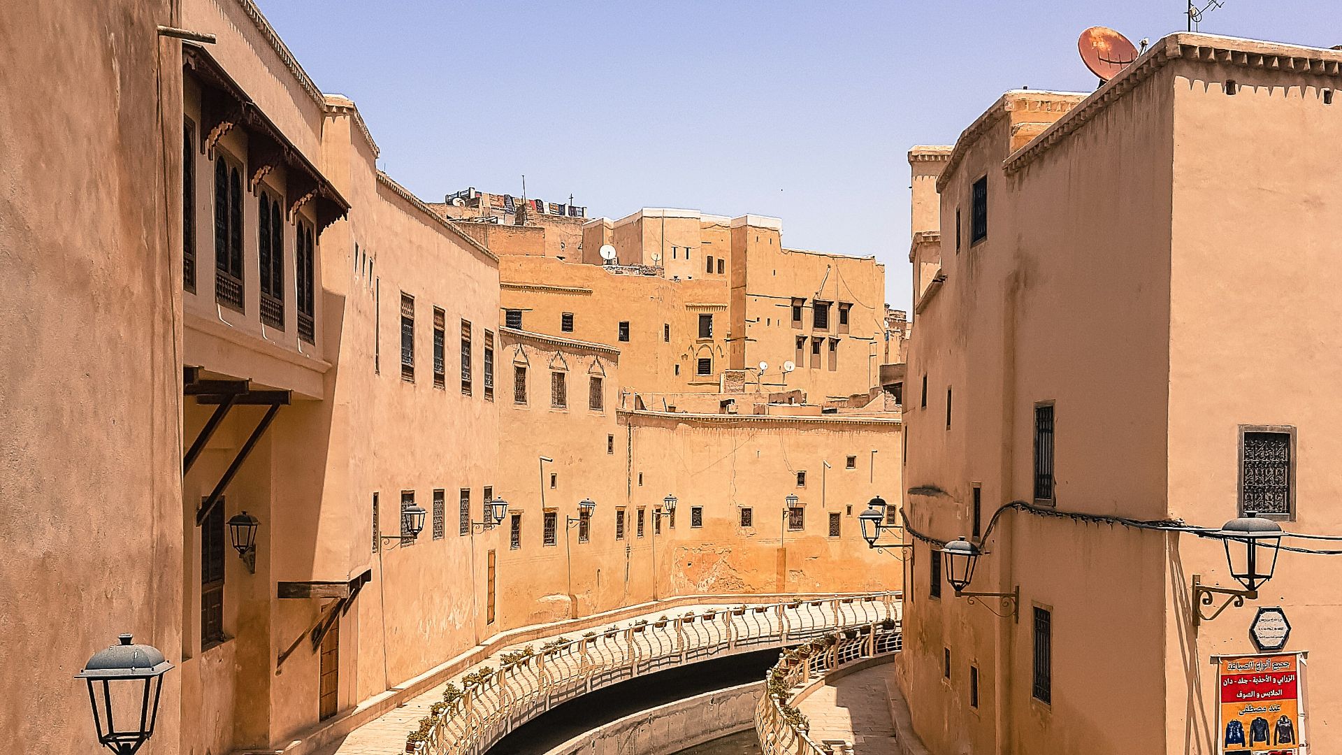 fes